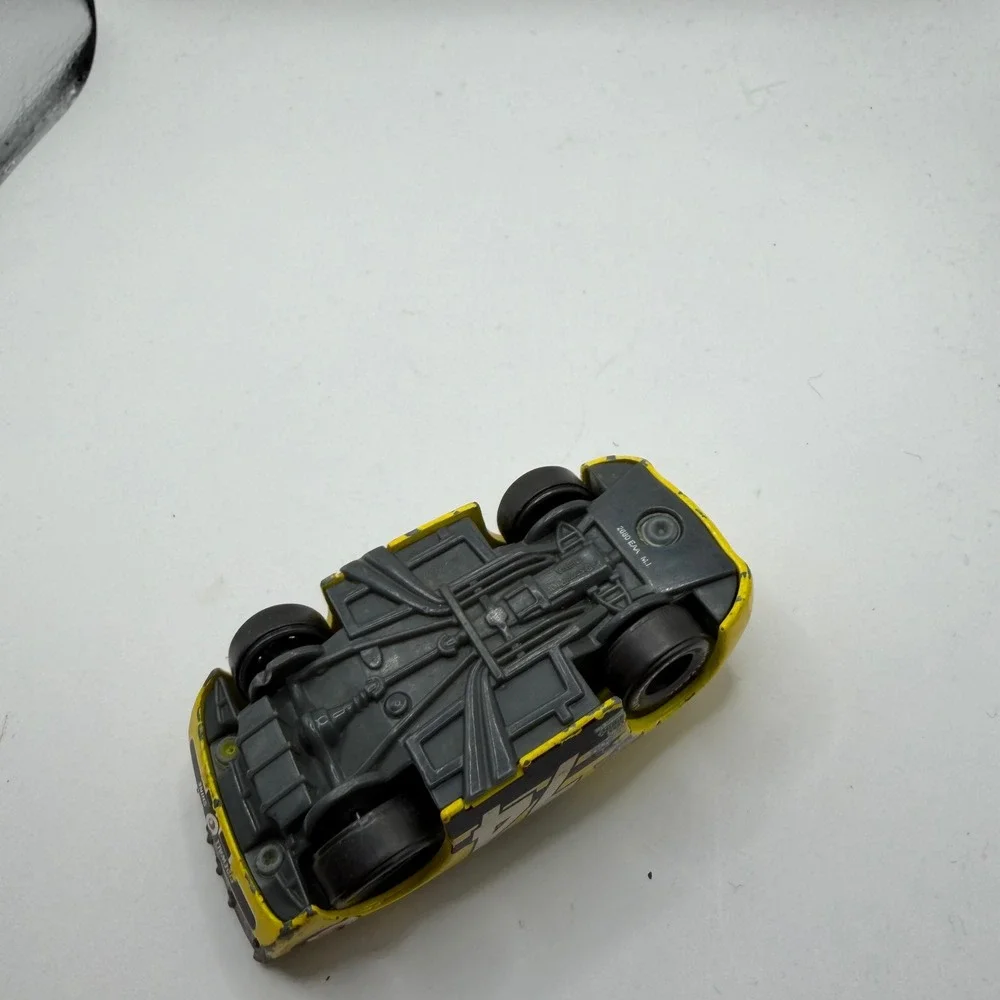Disney Pixar Cars Sidewall Shine 74 Slider Petrolski Diecast Yellow Race Car